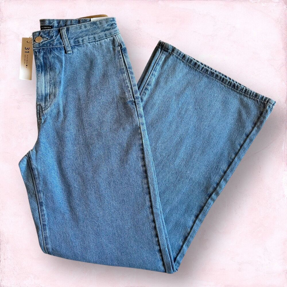 NWT Wide Leg High Waist Jeans - Size 12